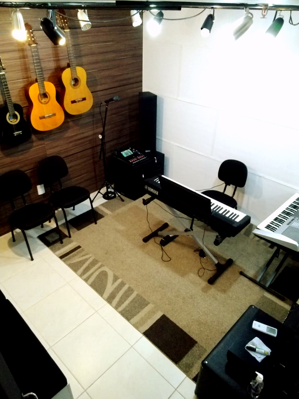 Sala de Cordas e Teclas